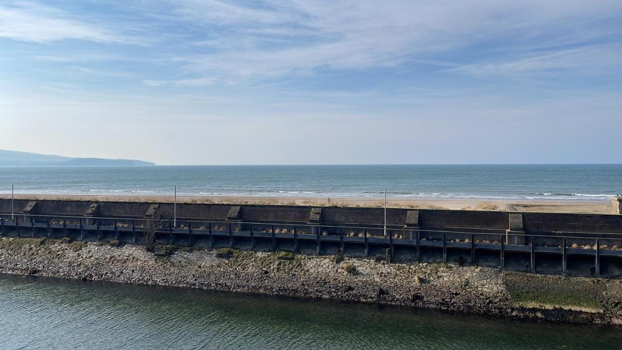 The Marine - Balcony - Beach View - Coorie Doon Stays Эр Экстерьер фото
